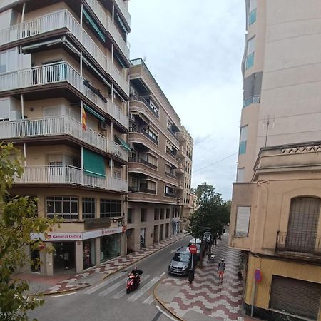 Pet Friendly - Apartamento Centrico Y Cerca De La Playa Санта Пола Экстерьер фото