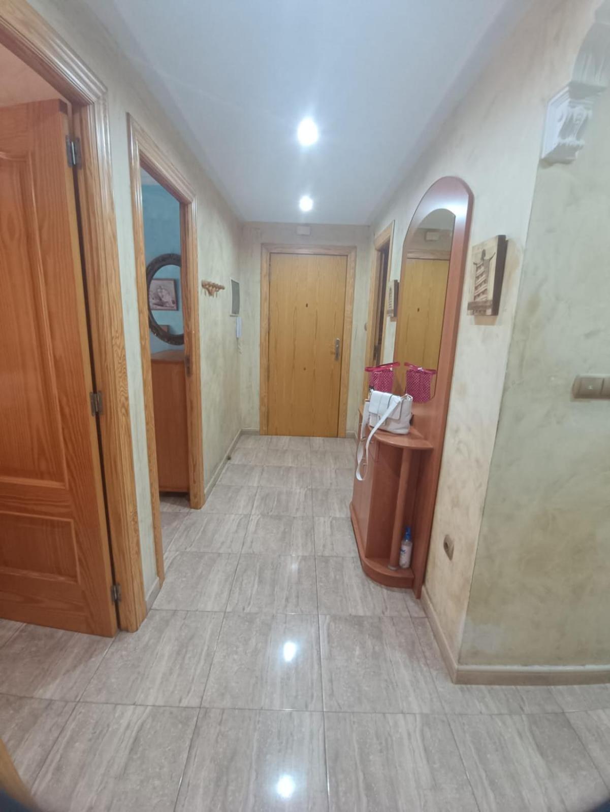 Pet Friendly - Apartamento Centrico Y Cerca De La Playa Санта Пола Экстерьер фото