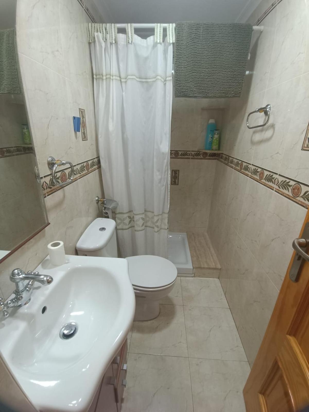 Pet Friendly - Apartamento Centrico Y Cerca De La Playa Санта Пола Экстерьер фото